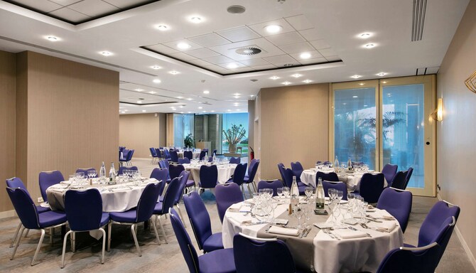 Radisson Blu Hotel, Nice - Tagungsraum Riviera