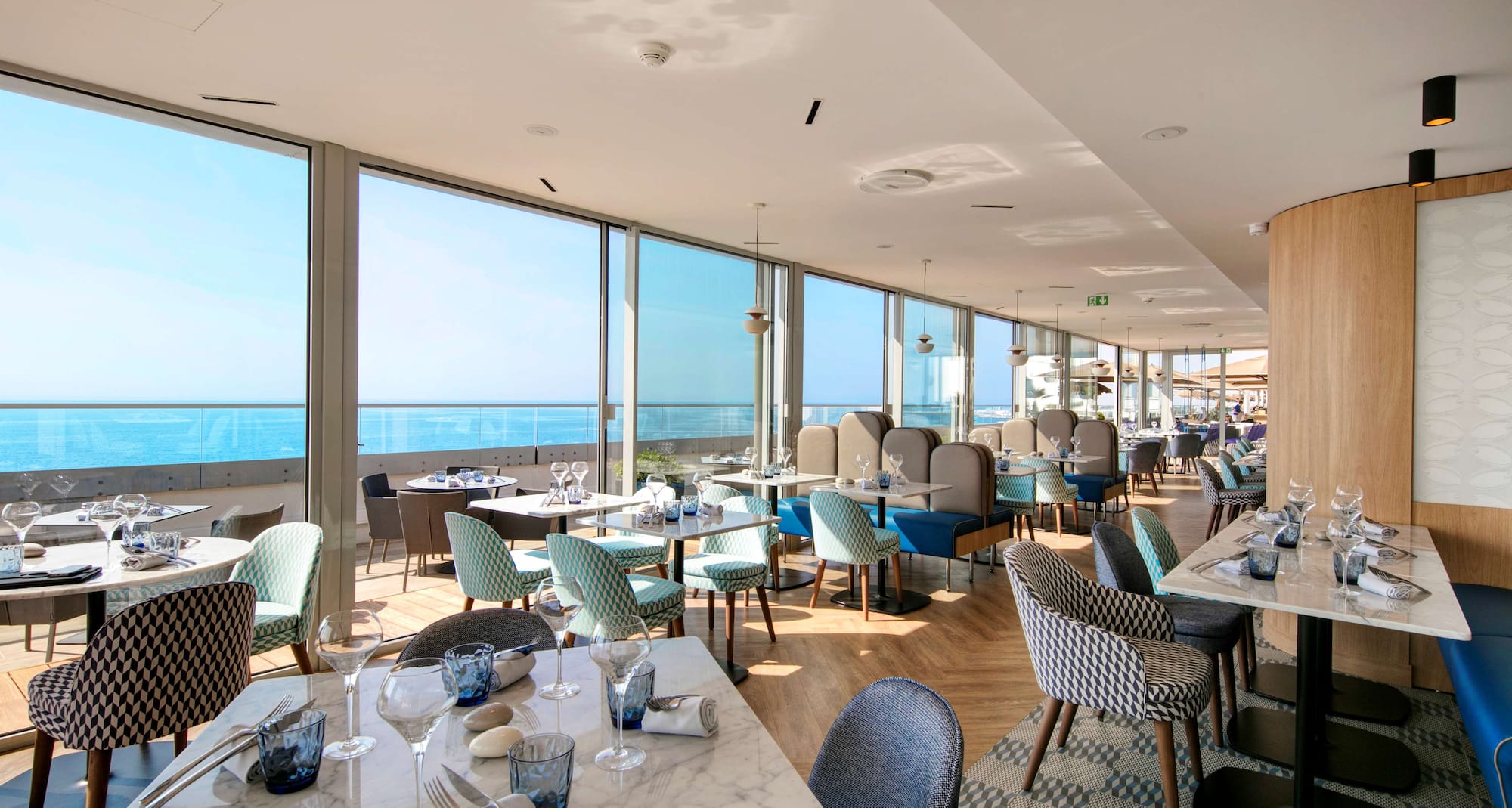 Radisson Blu Hotel, Nice - Calade Rooftop restaurant