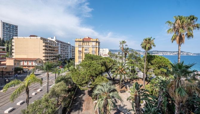 Radisson Blu Hotel, Nice - Hotellrom
