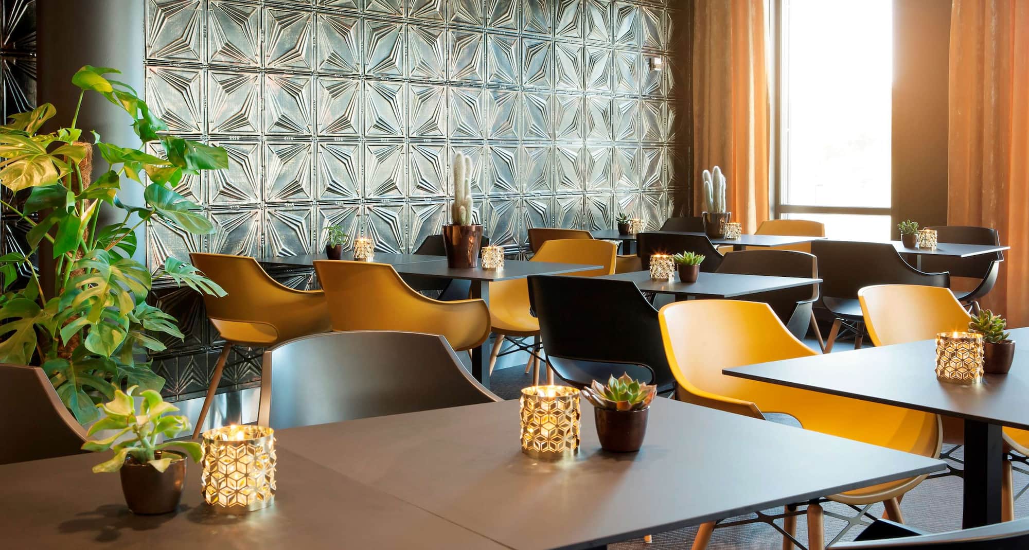 Radisson Blu Hotel Nydalen, Oslo – Restaurant N 33