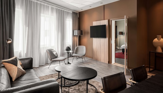 Radisson Blu Hotel Nydalen, Oslo - Suite living room