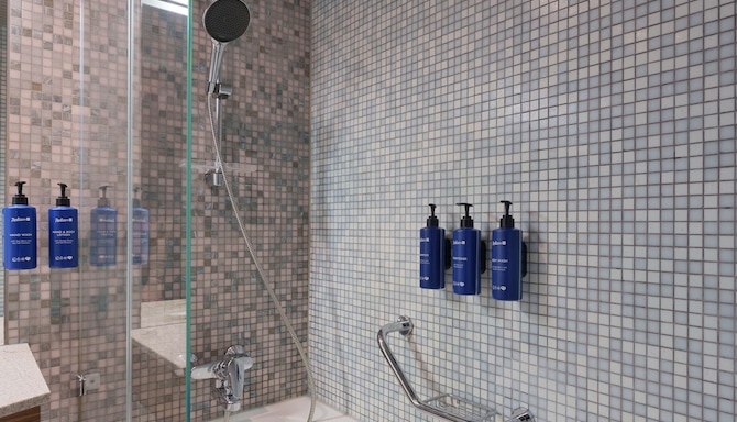 Radisson Blu Hotel Olumpia, Tallinn - Гостевая комната с ванной