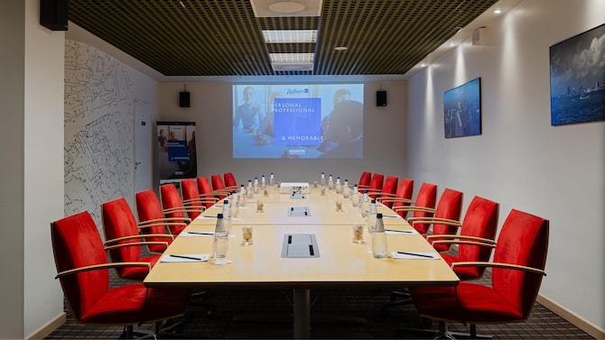 Delta meeting room