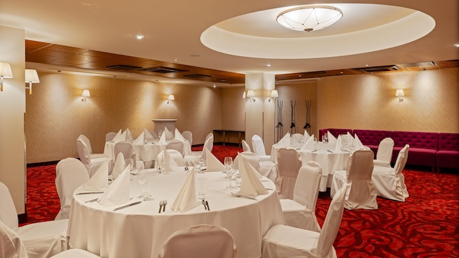 Zeta meeting room