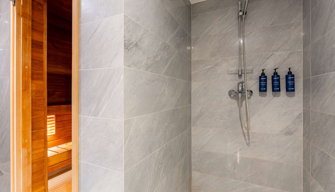 Radisson Blu Hotel Olumpia, Tallinn - Люкс ванна