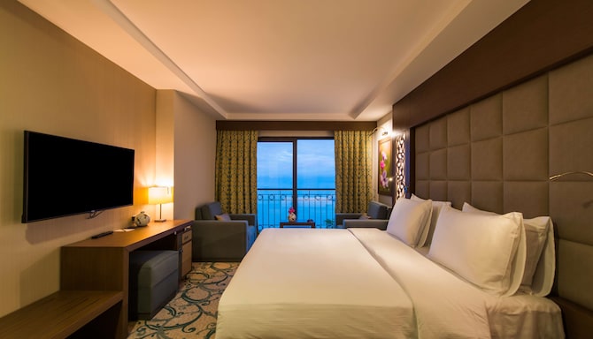 Radisson Blu Hotel, Ordu - One Bedroom Suite