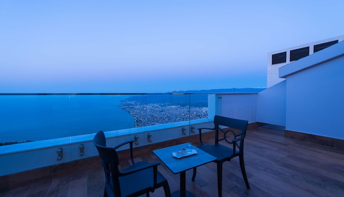 Radisson Blu Hotel, Ordu - Business Class View