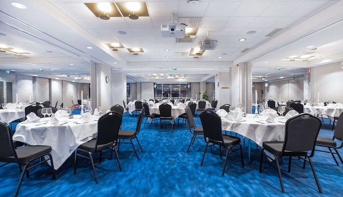 Radisson Blu Hotel, Oulu - Ainolasali dinner