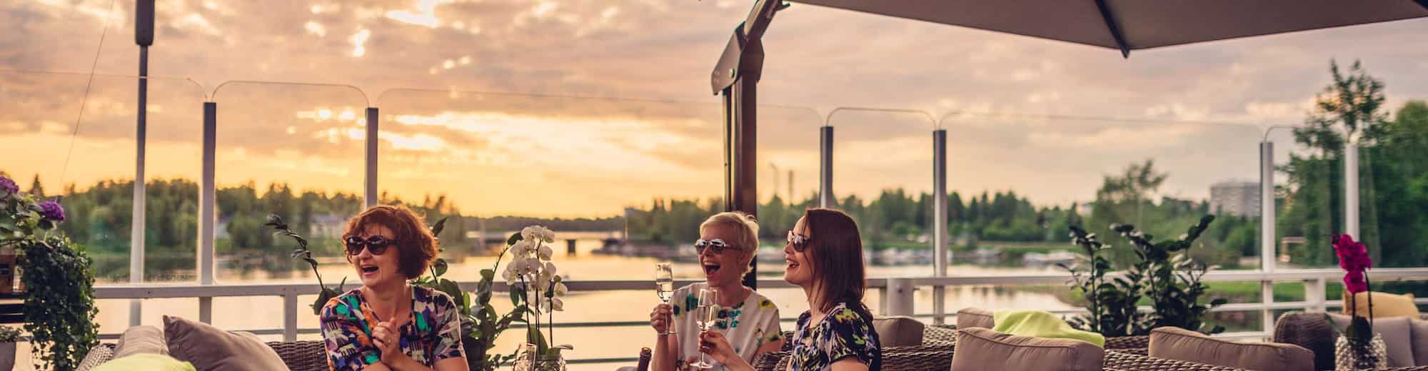 奥卢丽笙酒店 - 露台