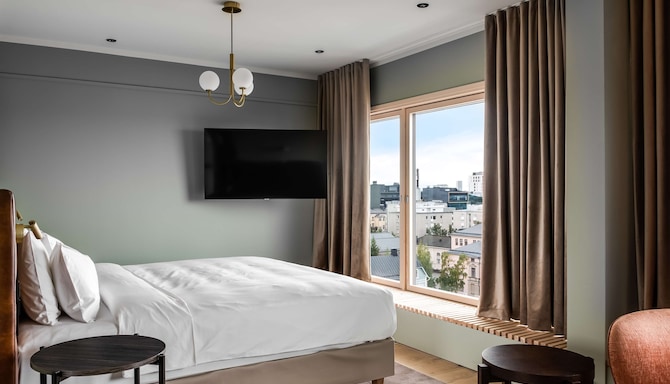 Radisson Blu Hotel, Oulu - Executive and suite bedroom