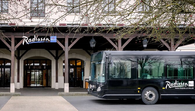 Radisson Blu Hotel Paris, Marne-la-Vallee - Shuttle service