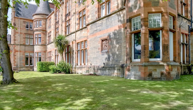 Radisson Blu Hotel, Perth - Exterior & garden