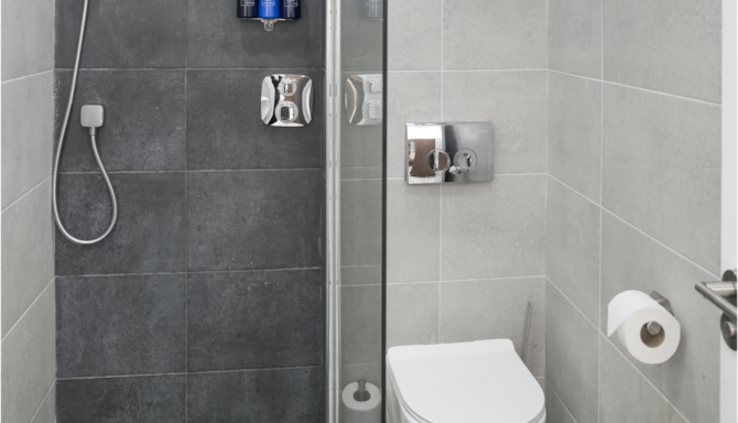 Radisson Blu Hotel, Perth - Guest room bathroom