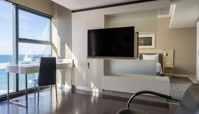 Radisson Blu Hotel, Port Elizabeth - Junior Suite with ocean view