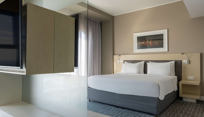 Radisson Blu Hotel, Port Elizabeth - Junior Suite with ocean view