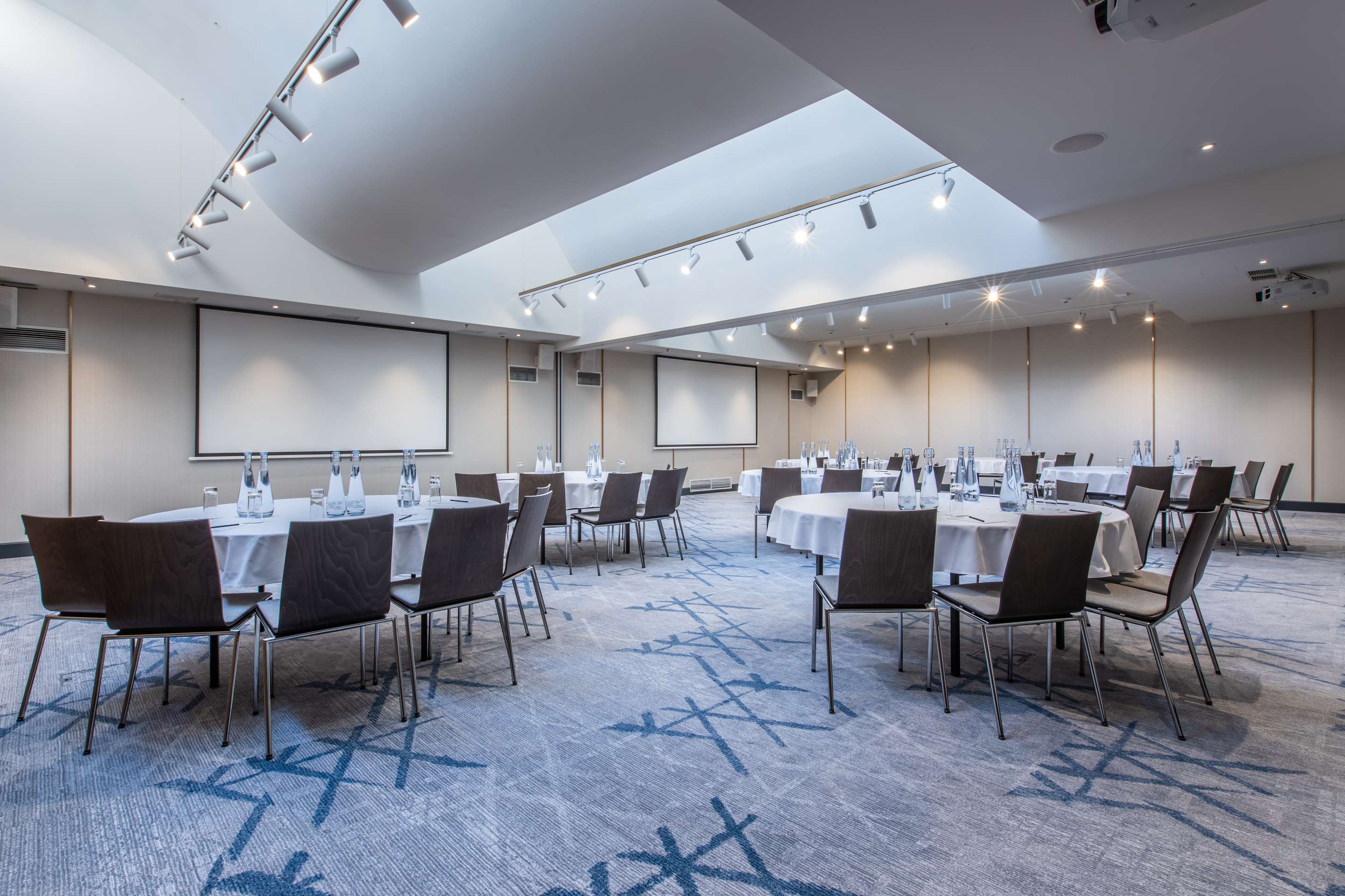 Radisson Blu Hotel, Prague - Meeting Room Authentic 2+3