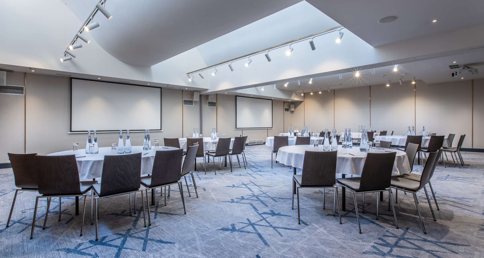 Radisson Blu Hotel, Prague - Meeting Room Authentic 2+3