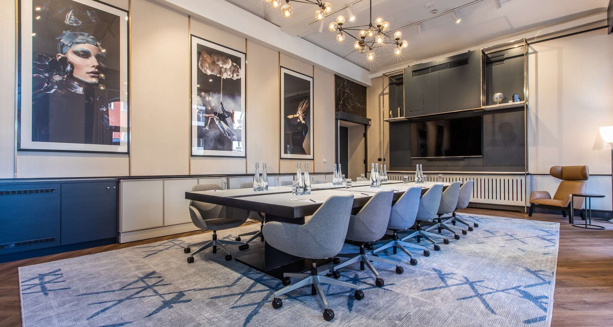 布拉格丽笙酒店 - 时尚会议室