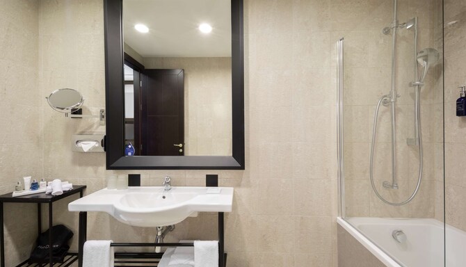 Radisson Blu Hotel, Prague - Suite Bad