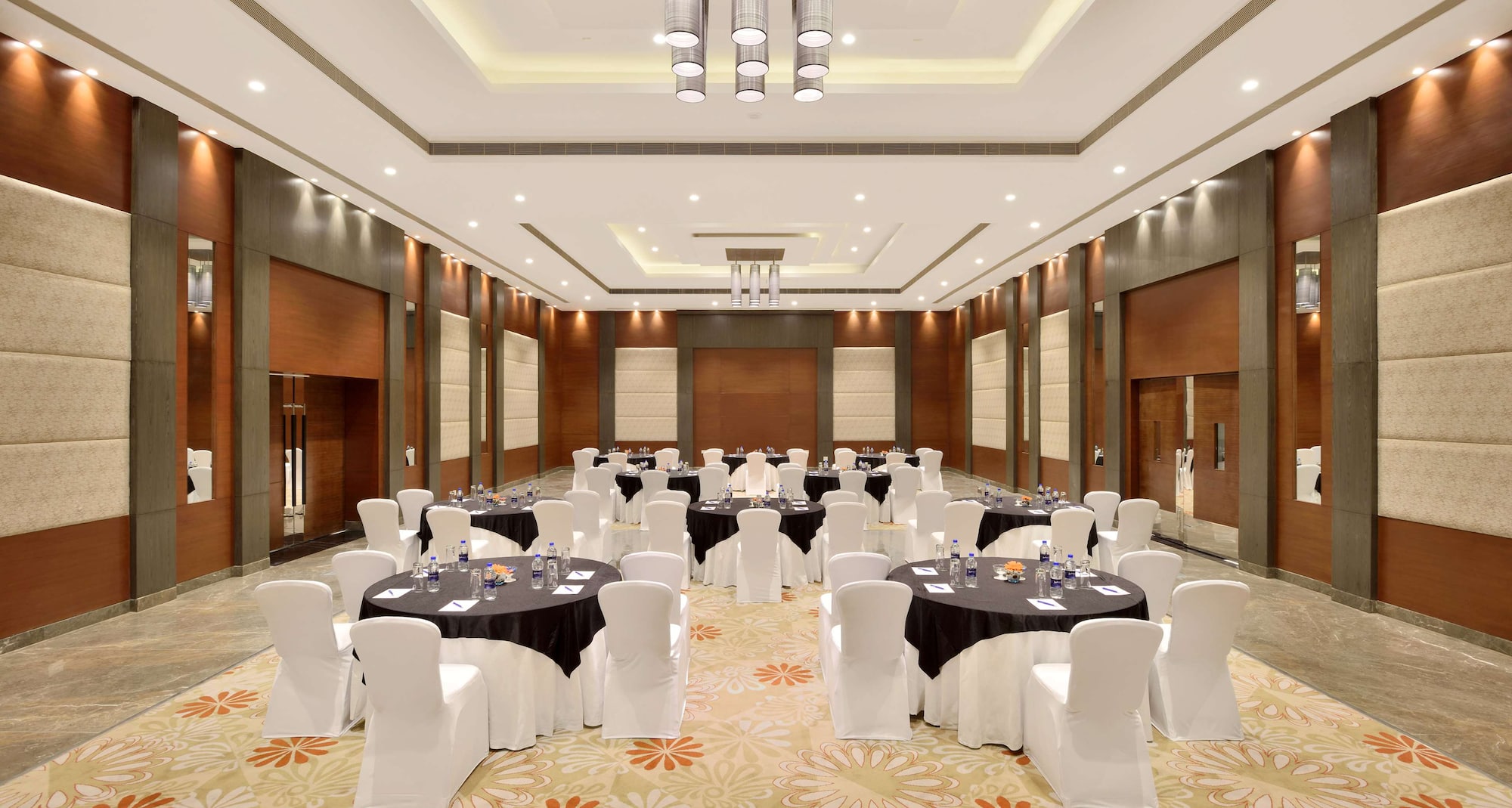 Radisson Blu Hotel, Pune Hinjawadi - Ballroom Banquet