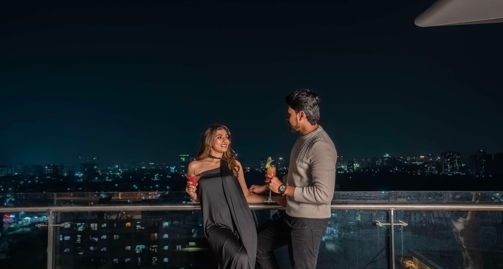 Radisson Blu Hotel, Pune Hinjawadi - Rooftop Bar