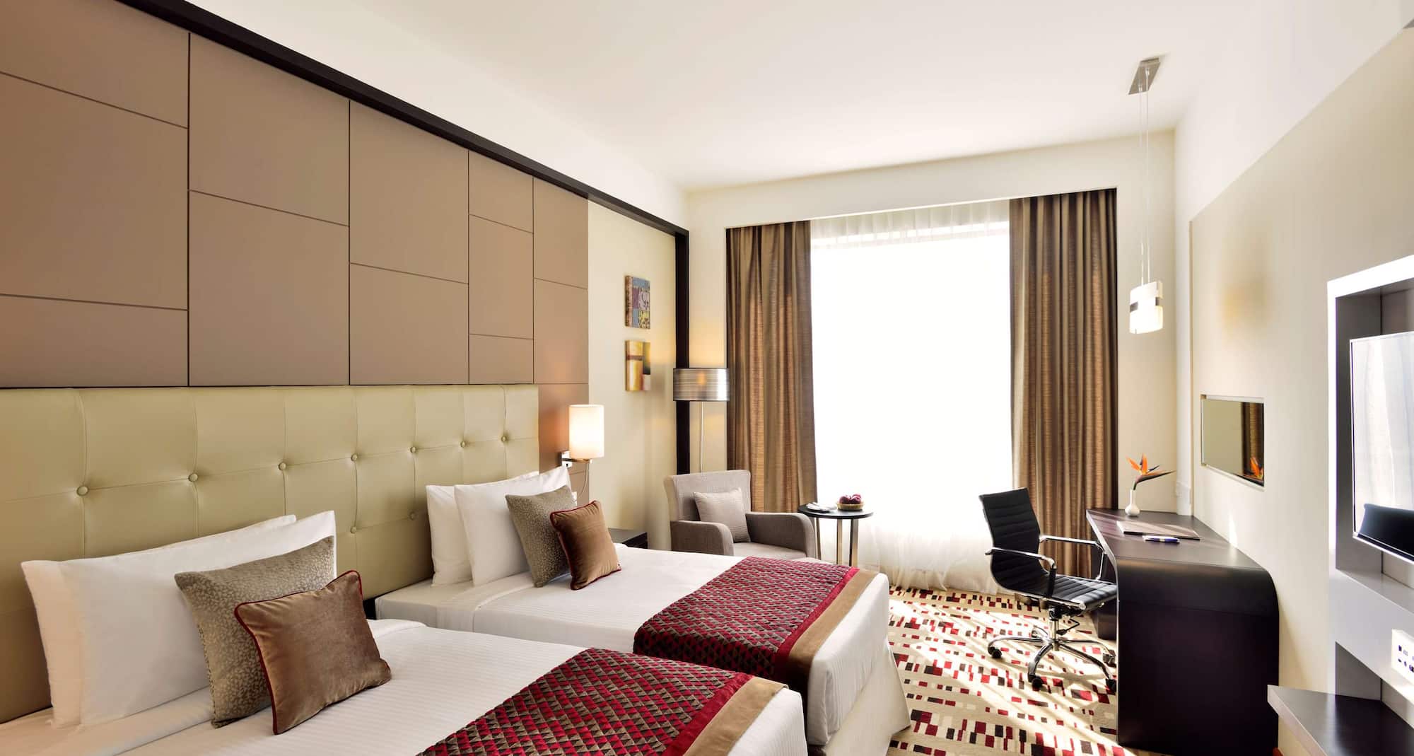 Radisson Blu Hotel, Pune Hinjawadi - Deluxe Room