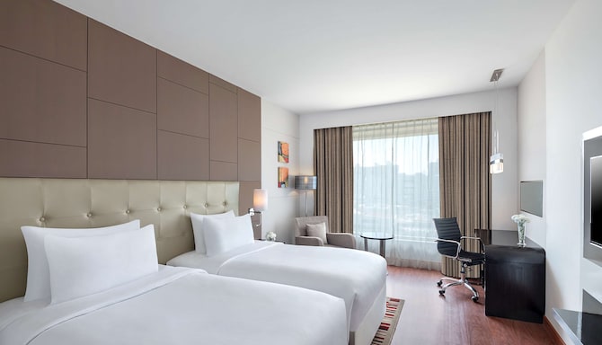 Radisson Blu Hotel, Pune Hinjawadi - Superior Room