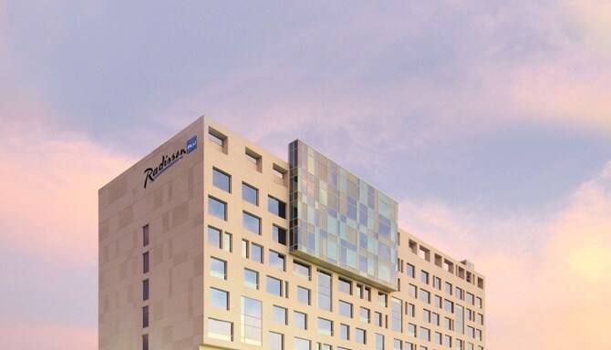 Radisson Blu Hotel Pune Kharadi - Hotel Exterior