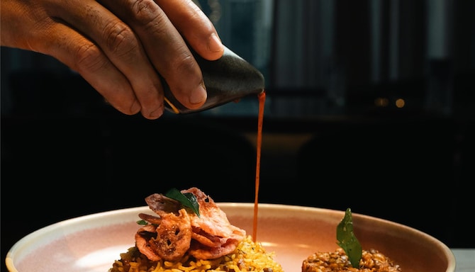 Radisson Blu Hotel, Pune Kharadi - Food and Drink