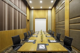 Radisson Blu Hotel, Pune Kharadi - Meeting Room Lobelia
