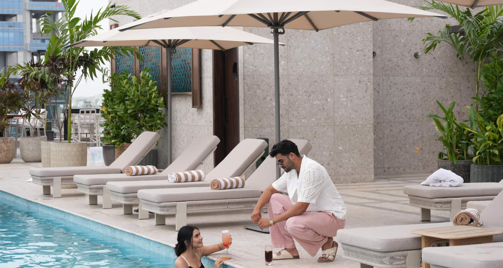 Radisson Blu Hotel, Pune Kharadi - Pool