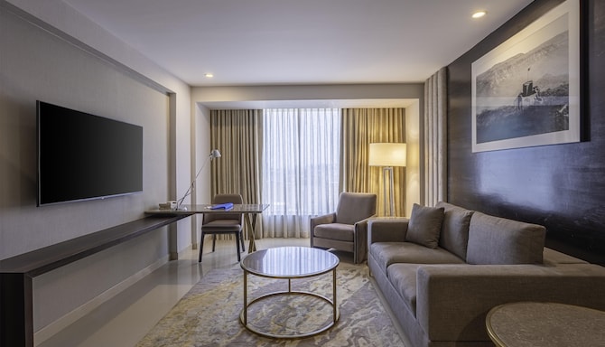 Radisson Blu Hotel, Pune Kharadi - Executive Suite