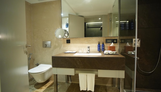 Radisson Blu Hotel, Ranchi - 客室風呂