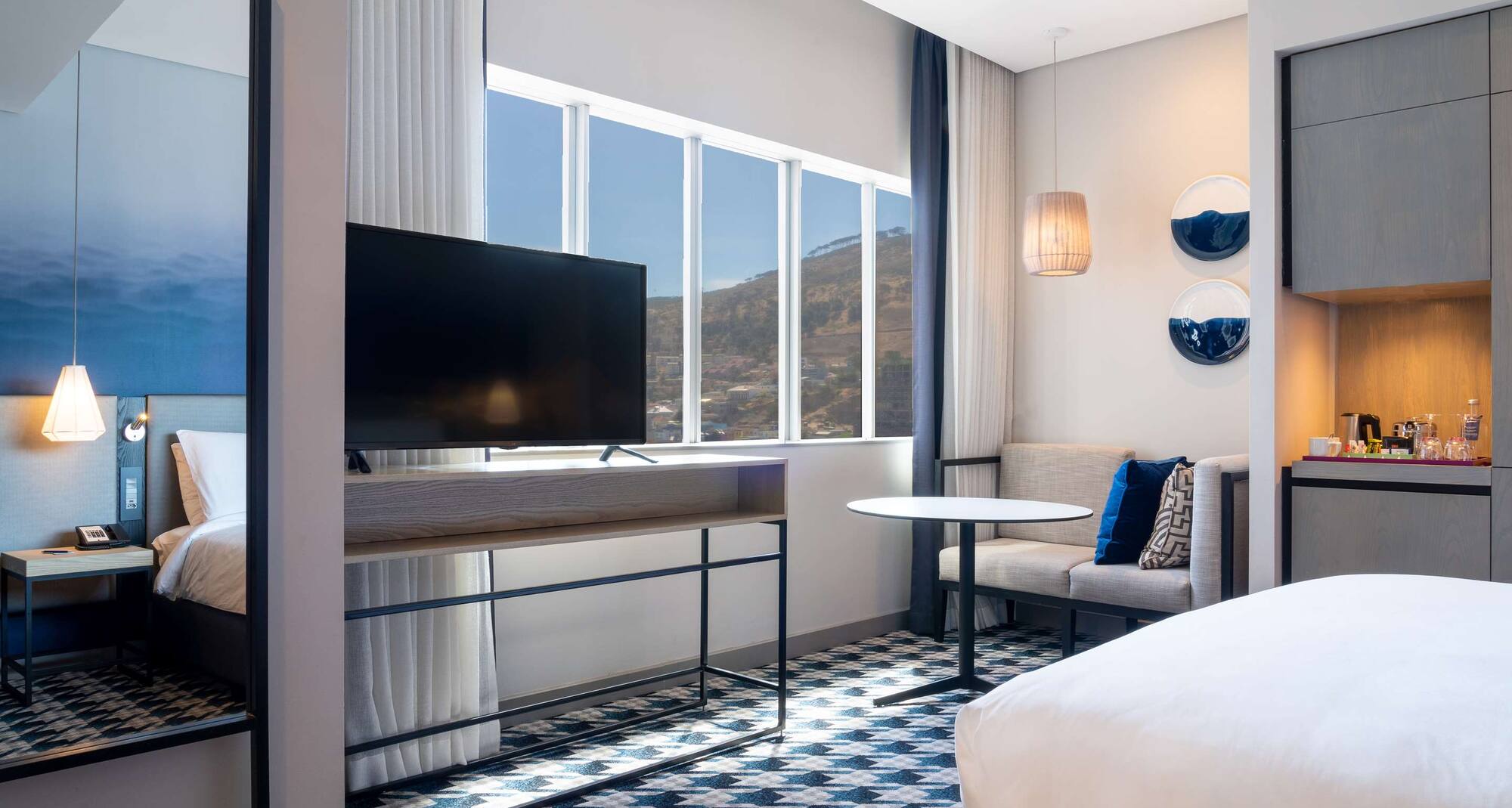 Hotel Rooms in Cape Town Radisson Blu Hotel & Residence, Cape Town