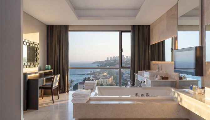 Radisson Blu Hotel & Residence, Maputo - Gjesterom bad