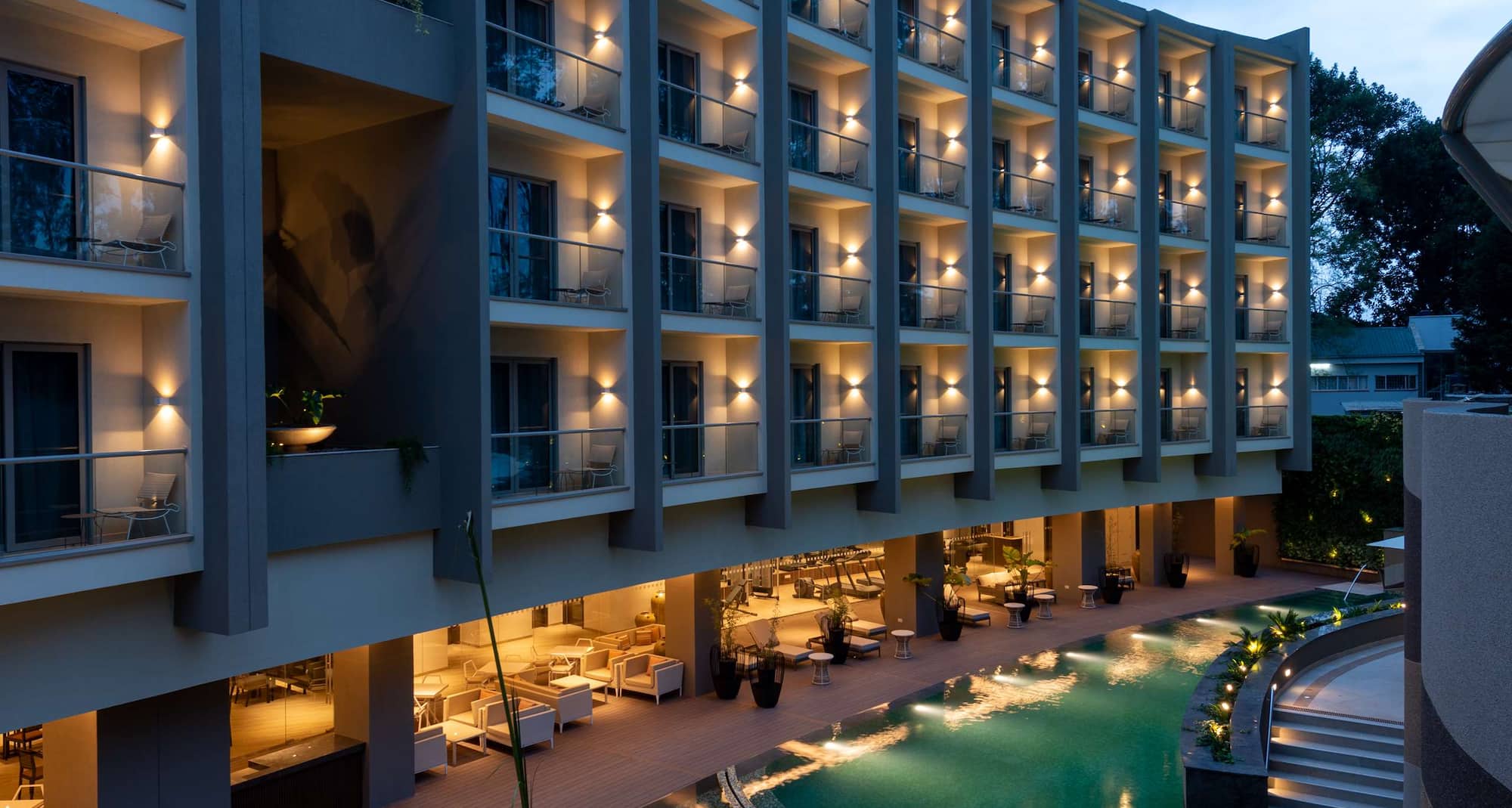 Radisson Blu Hotel & Residence Nairobi Arboretum - Rooms exterior at night