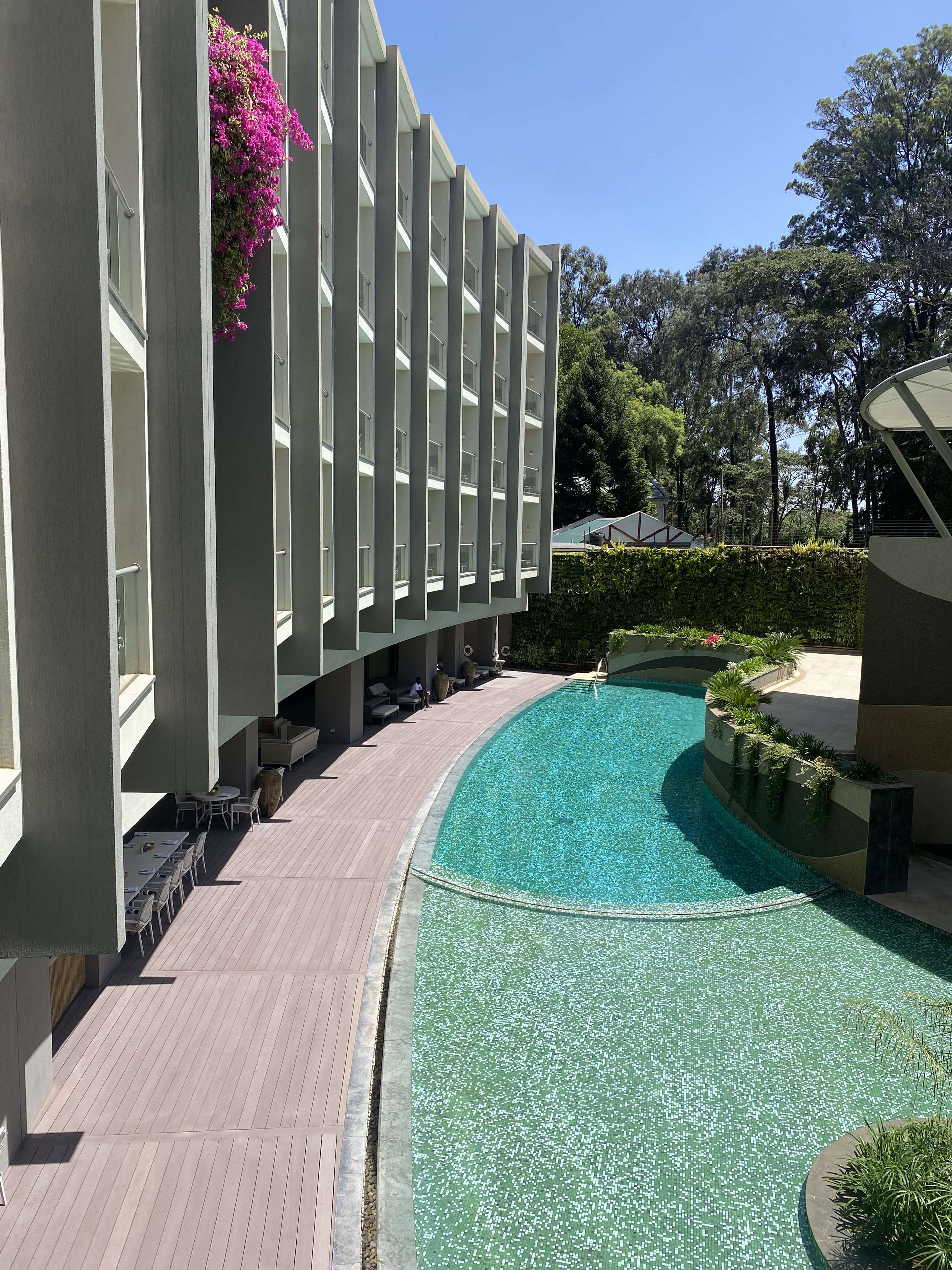 Explore los hoteles en Nairobi, Kenia | Radisson Hotels, image size:2880x3840