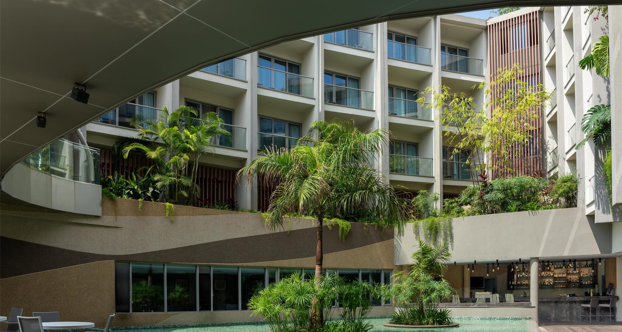 Radisson Blu Hotel and Residence, Nairobi Arboretum - Infinity Pool