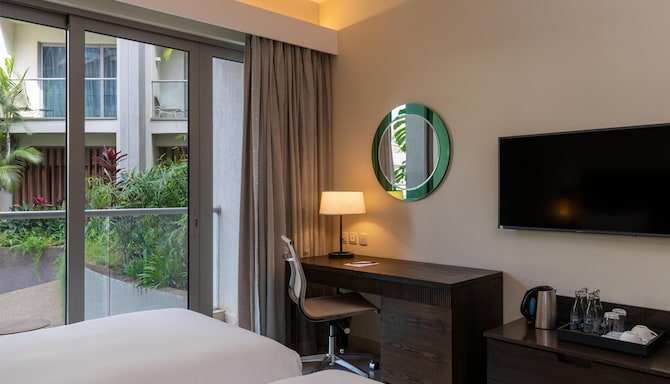 Radisson Blu Hotel & Residence, Nairobi Arboretum - Superior Room with Twin Beds