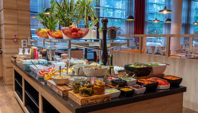 Radisson Blu Hotel and Residences, Zakopane - Breakfast area