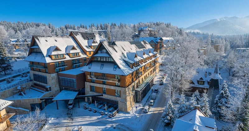 Radisson Blu Hotel & Residences, Zakopane - Winter exterior picture