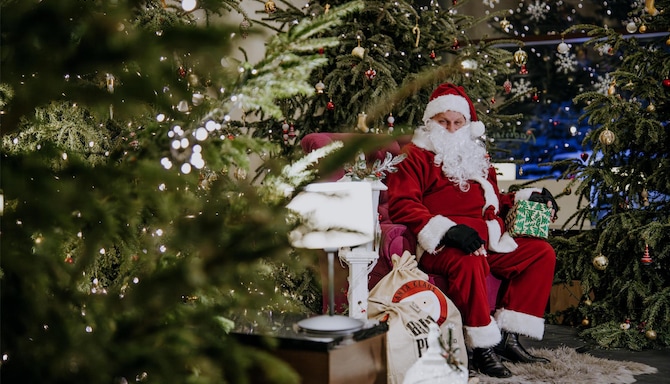 Radisson Blu Hotel and Residences, Zakopane - Christmas Offer Santa Claus