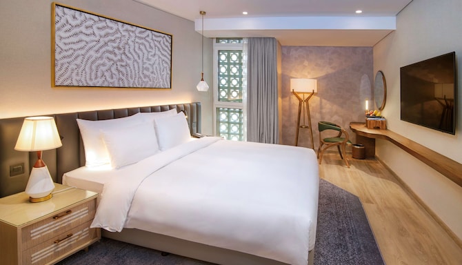 Radisson Blu Hotel & Resort, Abu Dhabi Corniche - King Bed Room