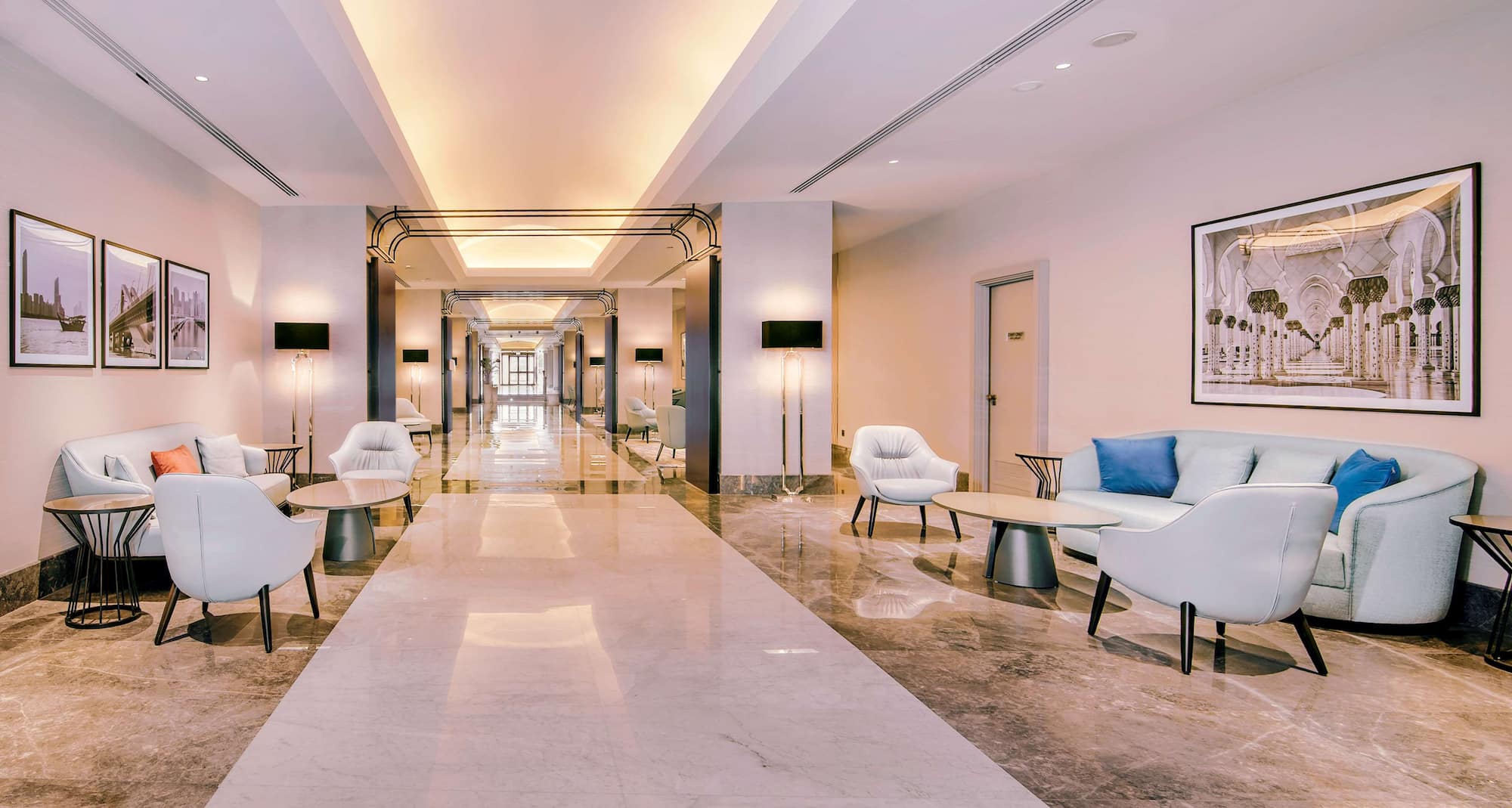 Radisson Blu Hotel & Resort, Abu Dhabi Corniche - Lobby