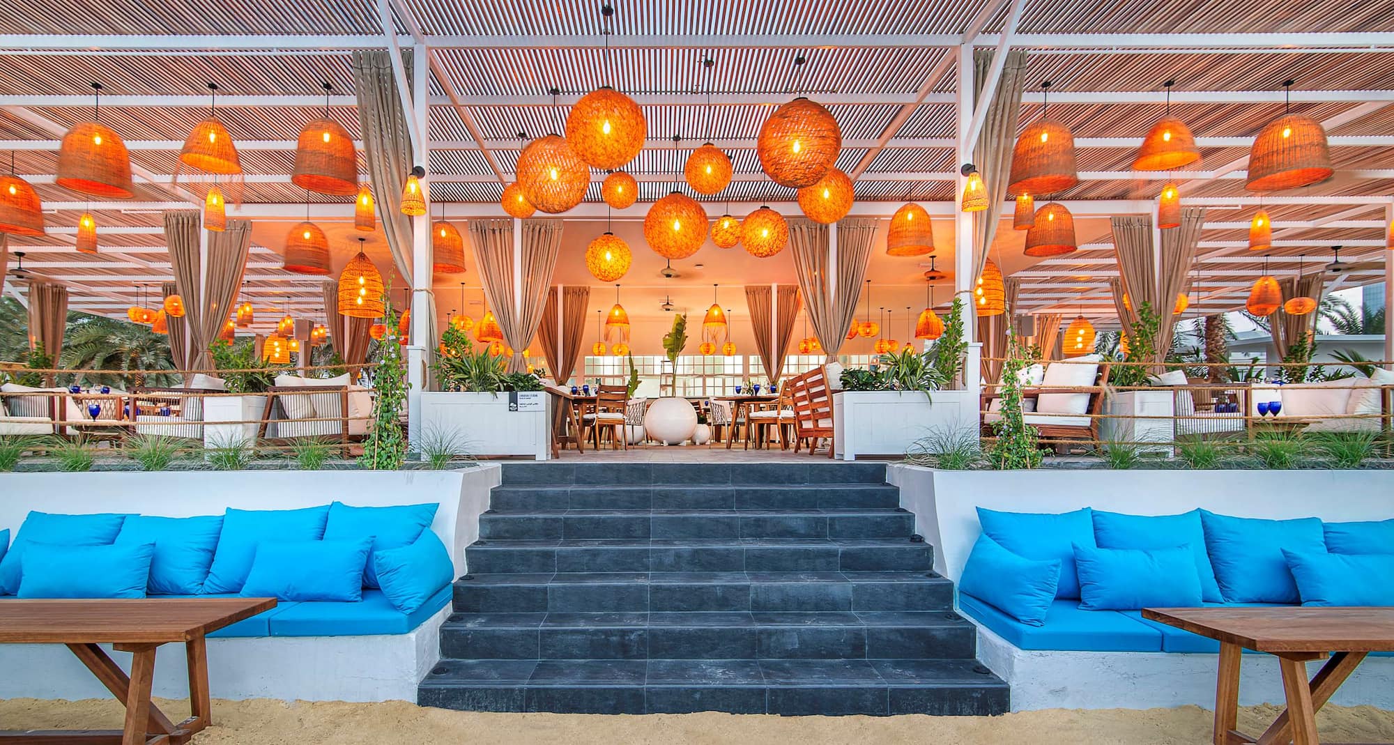 Radisson Blu Hotel & Resort, Abu Dhabi Corniche - The Cove