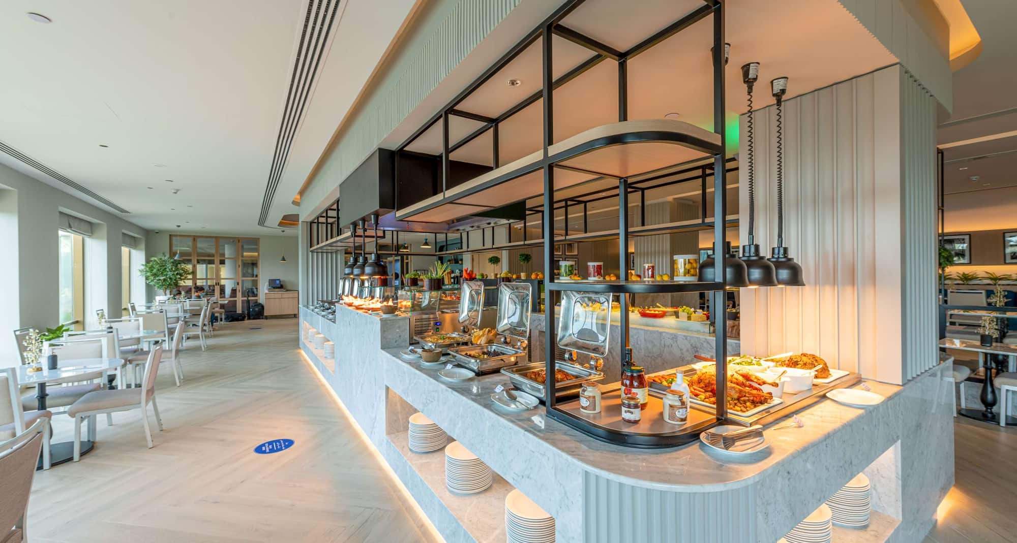 Radisson Blu Hotel & Resort, Abu Dhabi Corniche - La Terrazza