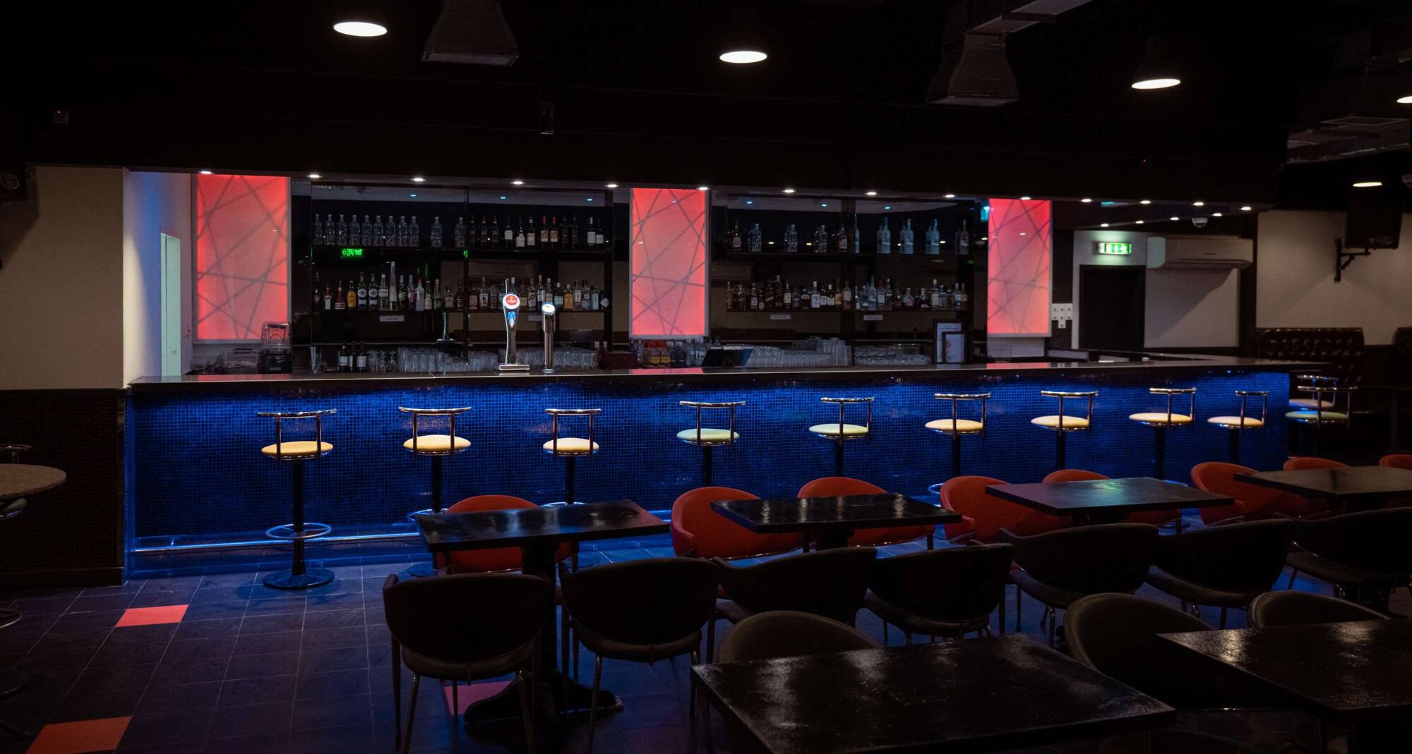 Radisson Blu Hotel and Resort, Al Ain - Peach Garden