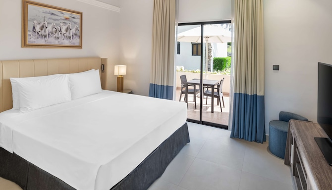 Radisson Blu Hotel & Resort, Al Ain - One Bedroom Villa