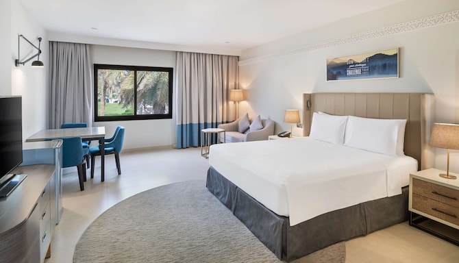 Radisson Blu Hotel & Resort, Al Ain - Studio with garden view