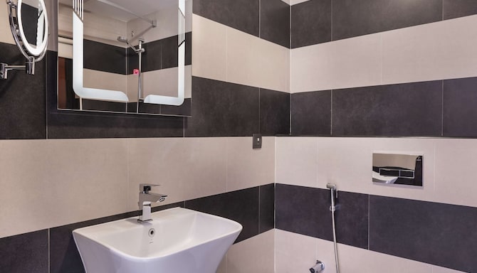 Radisson Blu Hotel & Resort, Al Ain - Studio with garden view